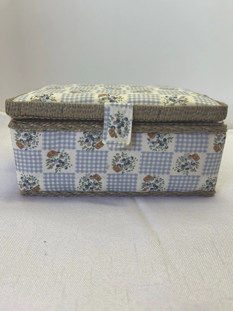 Padded Sewing Box With Plastic Tray. Hook and loop   Closure Beautiful Condition