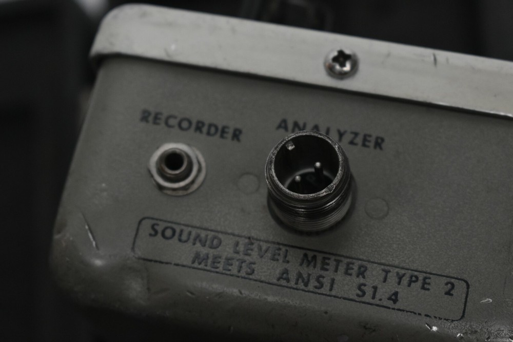 IRD Mechanalysis Model 308 Vibration/Sound Level Meter [Ref B]