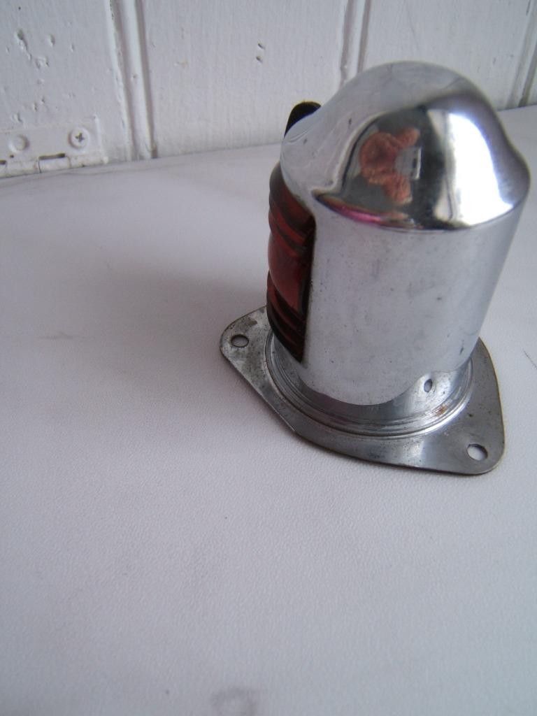 VINTAGE SMALL CHROMED RED & GREEN GLASS BOAT LIGHT NON-WORKING