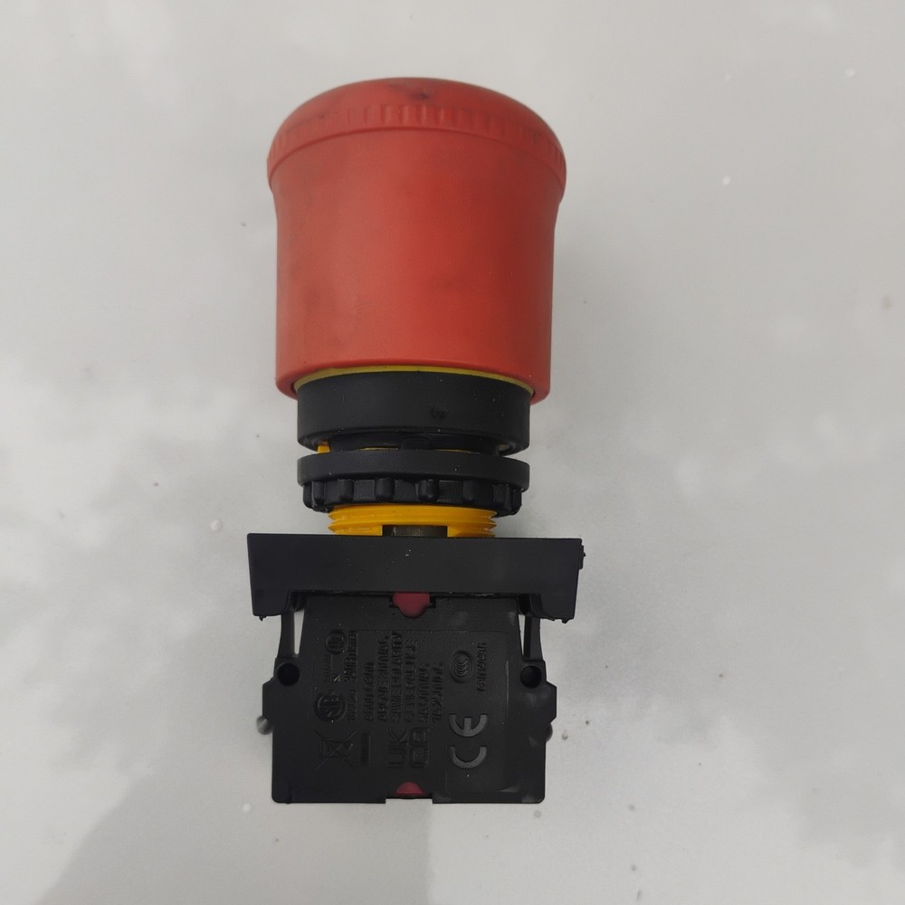 Haas E-stop Button  NC/NO M22-PVT45P