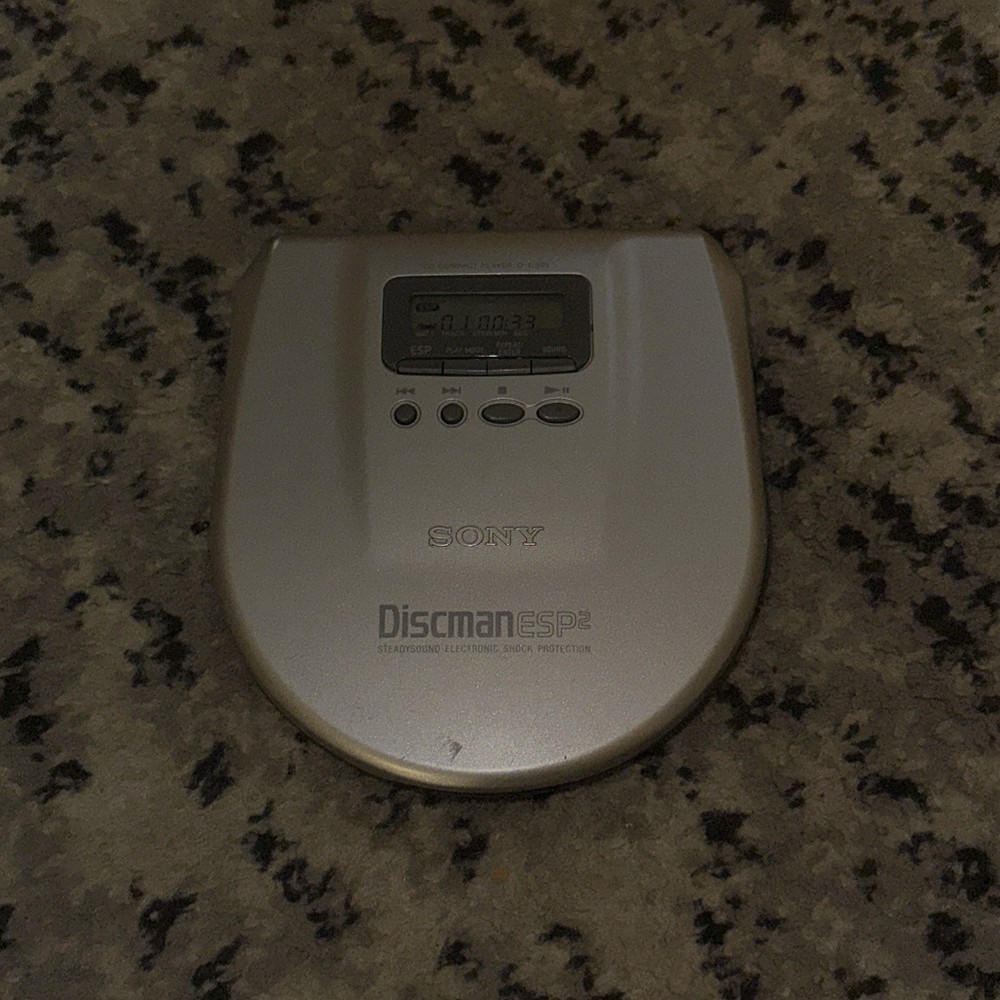 Sony Discman ESP Portable CD Compact Player Model D-E561 - AC Power - Working