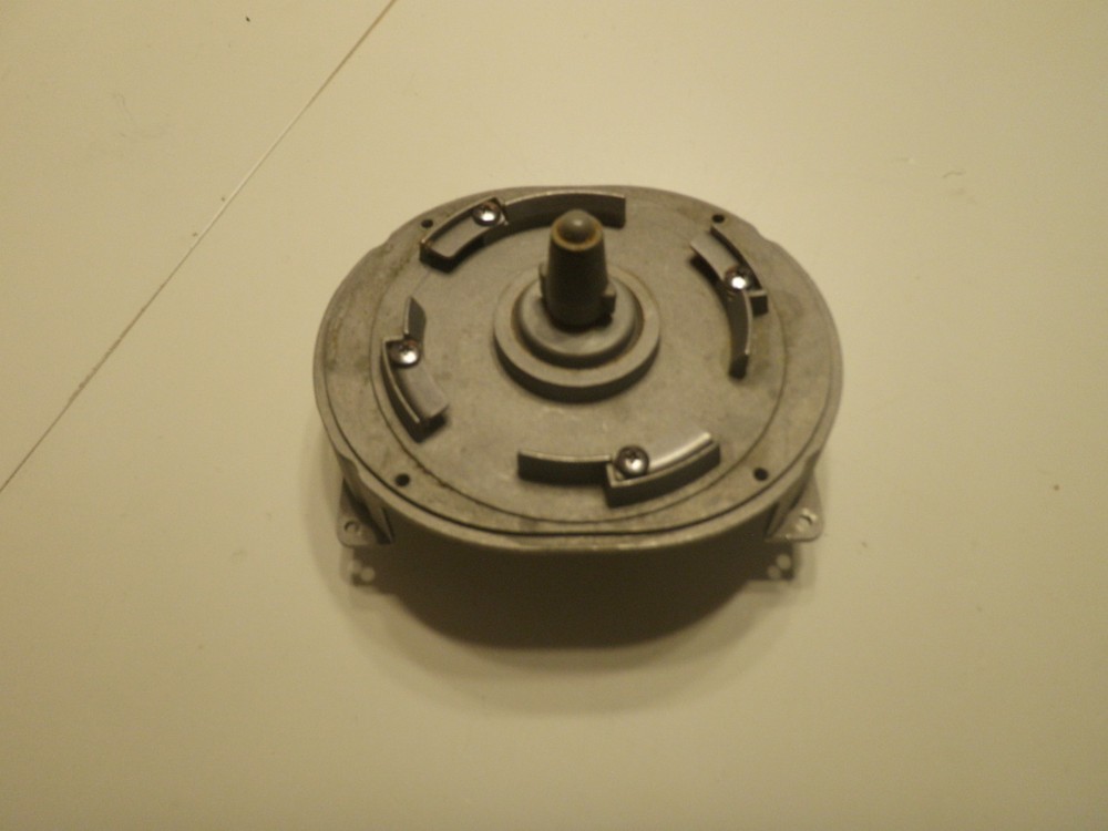 Docking station with rotray drive for DAK Bread Maker Machine Model FAB-100-1