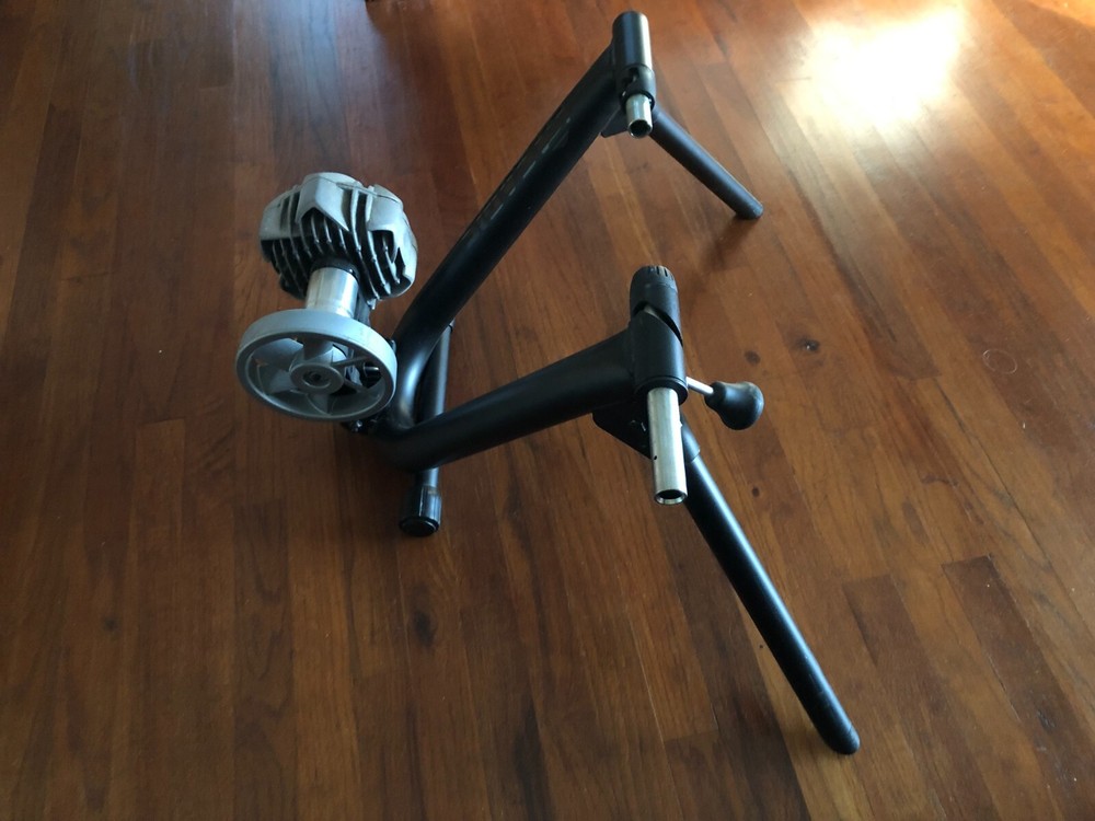 Saris Fluid 2 Bike Trainer