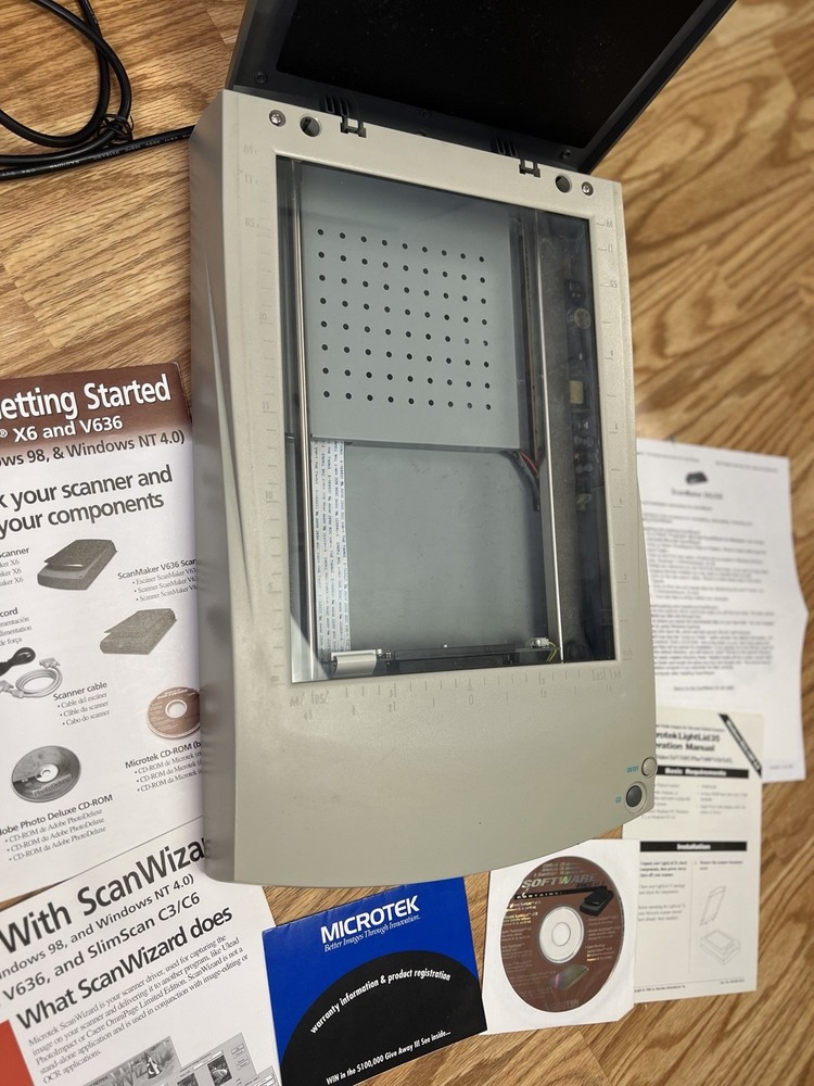 Microtek ScanMaker X6 Flatbed Scanner 36 Bit Color Depth with Manuals & Software