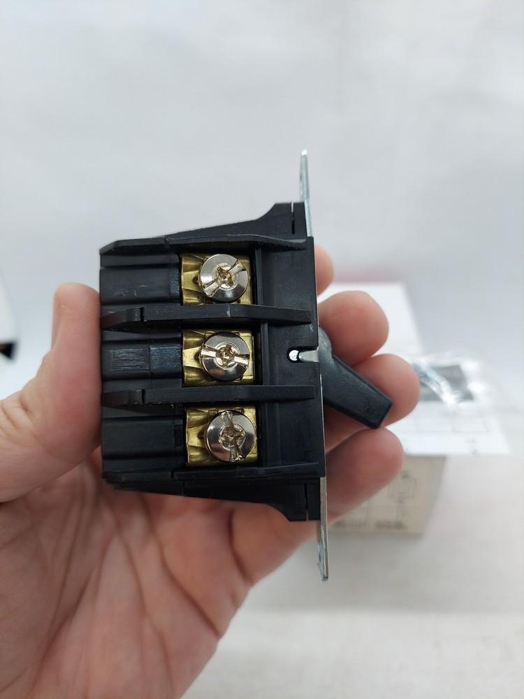 Legrand 7803MD Pass & Seymour Manual Controller Switch, 3-Phase, 3-Pole,