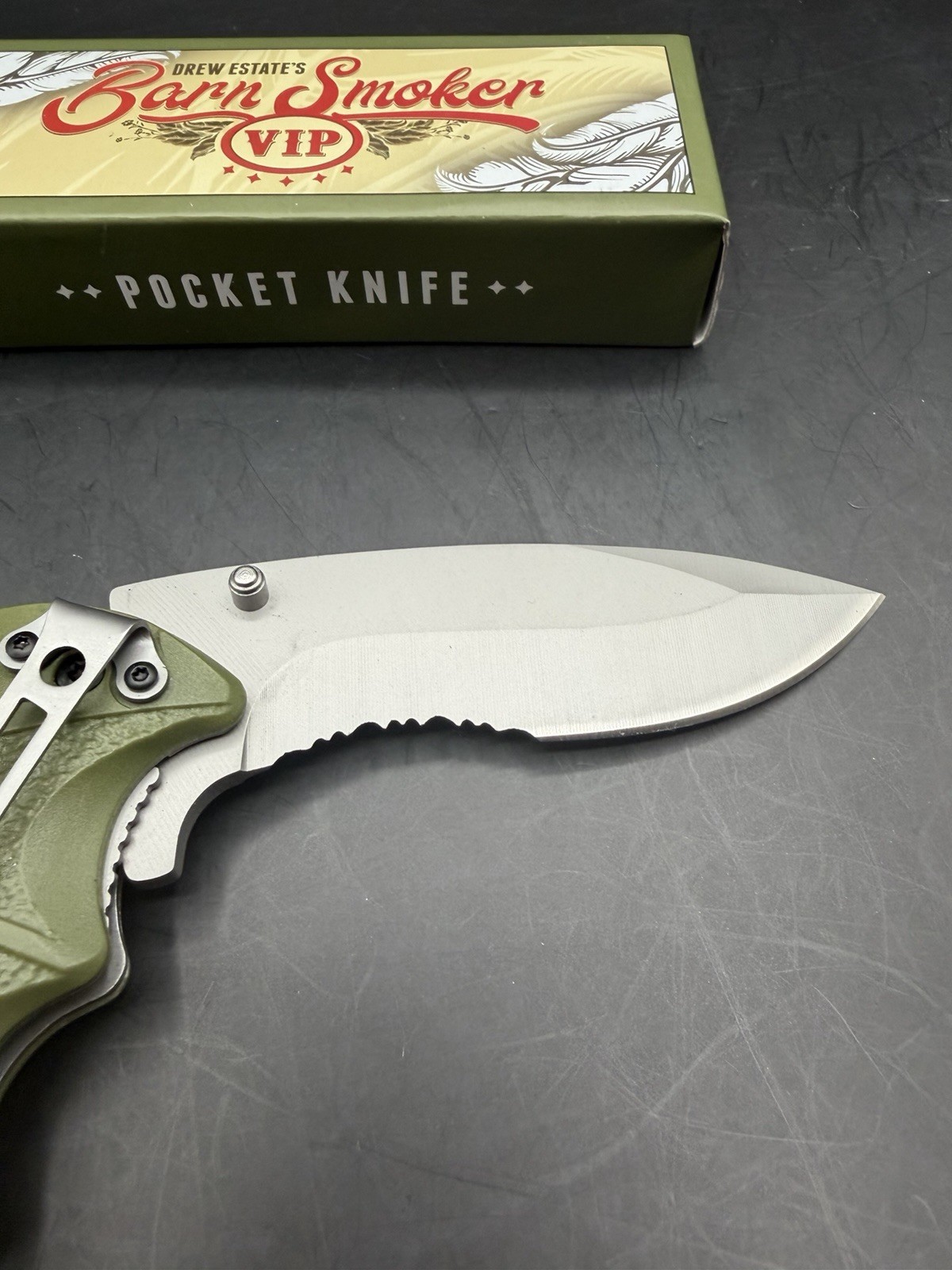 Drew Estate Barn Smoker VIP Knife