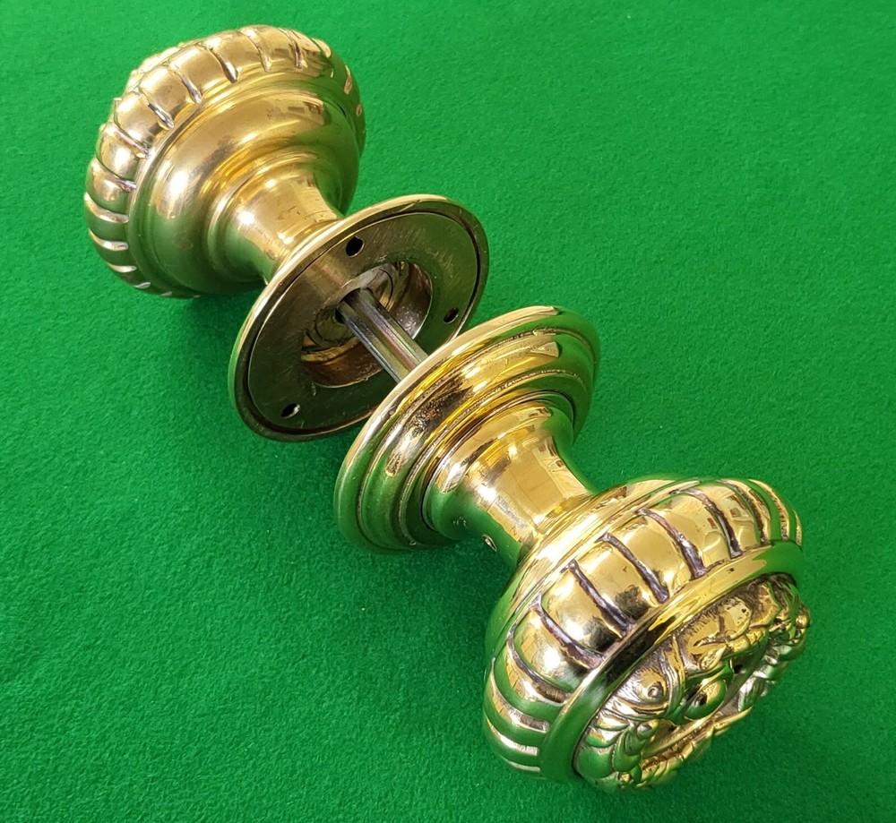Pair heavy duty round solid cast brass door knobs handles Regency ironmongery