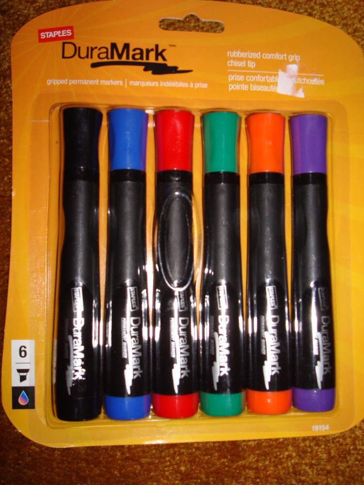 STAPLES DURAMARK GRIPPED PEMANENT MARKERS