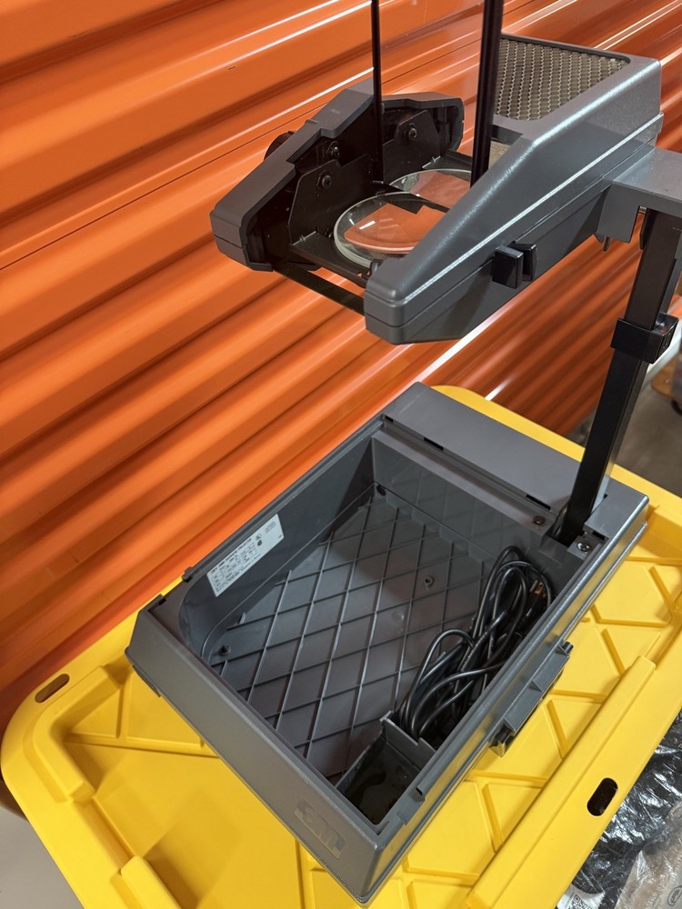 3M 2000 AG Overhead Projector Briefcase Portable Transparency TESTED