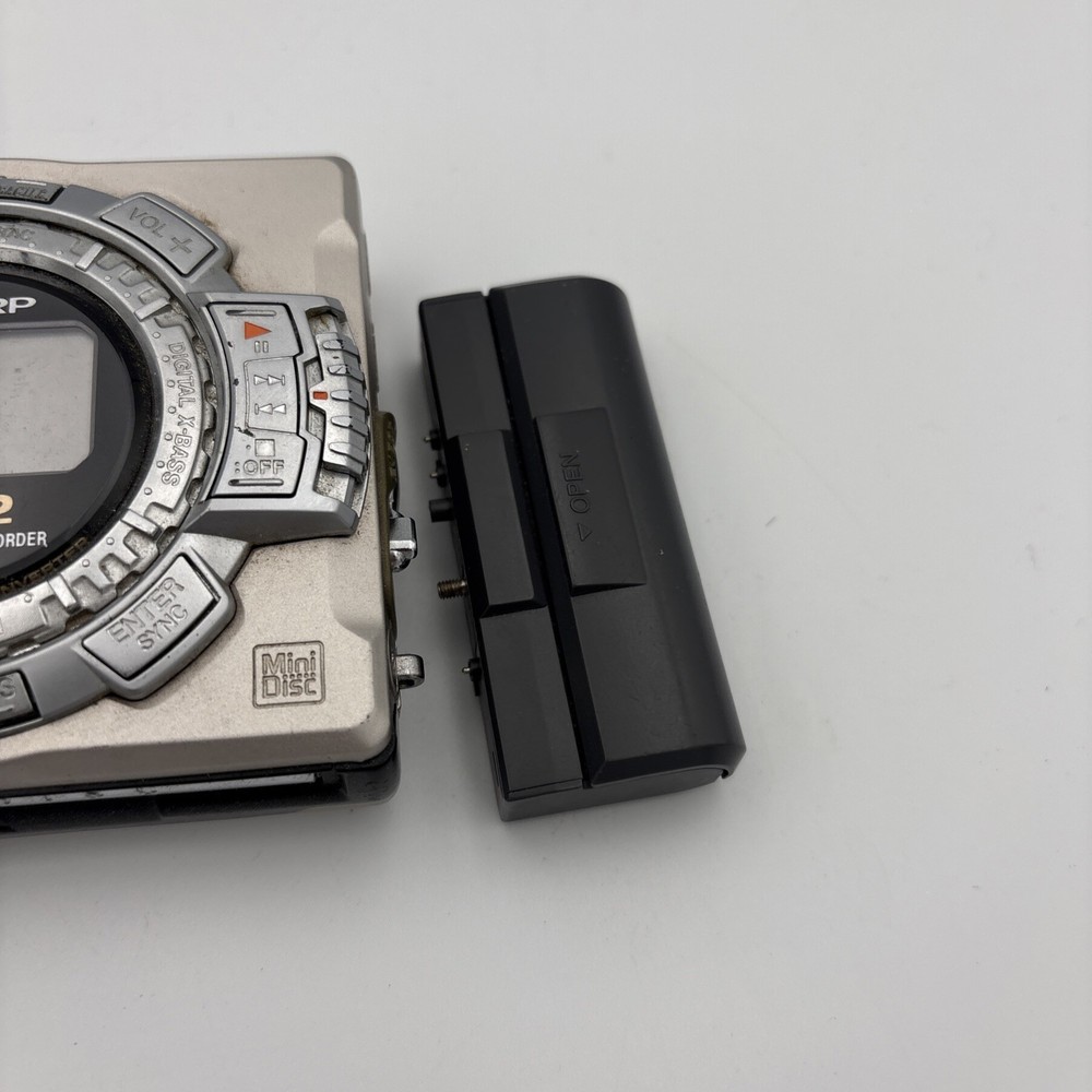 SHARP MD-MS722 PORTABLE MINIDISC RECORDER Player UNTESTED