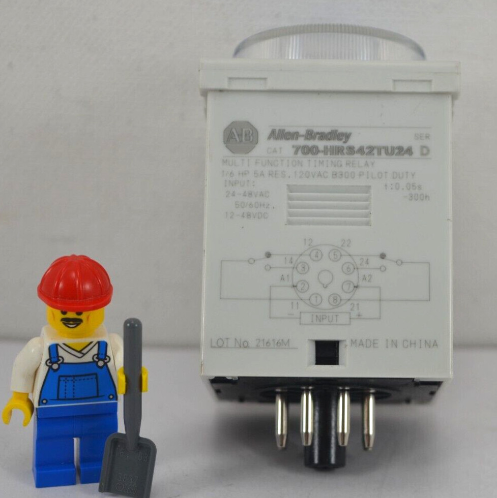 Allen Bradley *NOS* 700-HRS42TU24 Multi Function Timing Relay, Series D