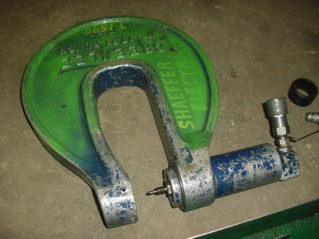 Greenlee 1731 C-frame Knockout Punch Driver