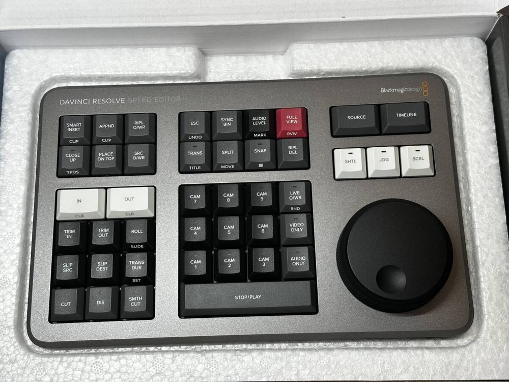Blackmagic Design DaVinci Resolve Speed Editor NO Software License Excellent Box