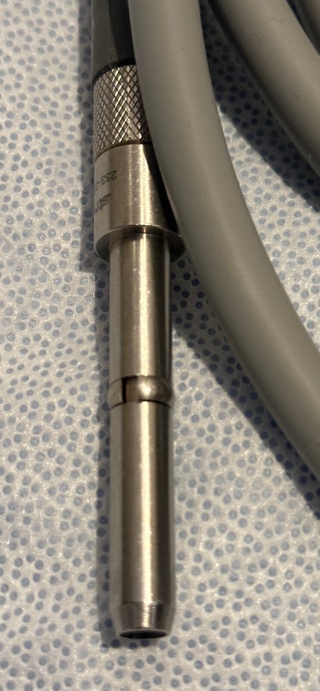 STRYKER ENDOSCOPY LIGHT CABLE 110 inches