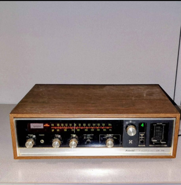 Sansui receiver QR-500