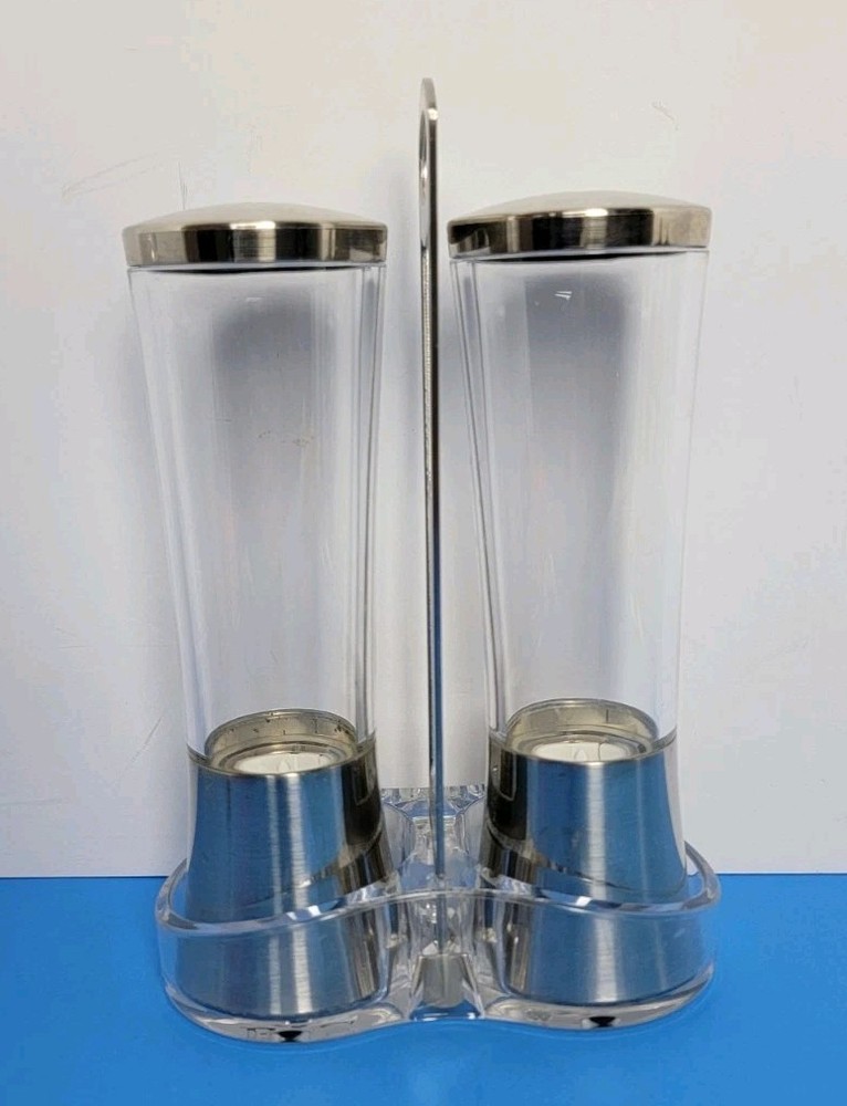 Pampered Chef Salt & Pepper Grinder Set With Grinder Caddy.