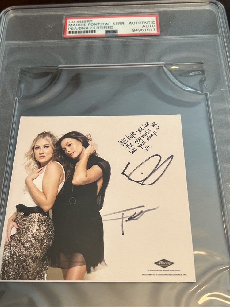 Maddie & Tae Signed cd Insert Vol 1 PSA!!
