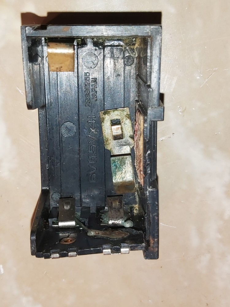 Radio ''Toshiba model IC 700 C''