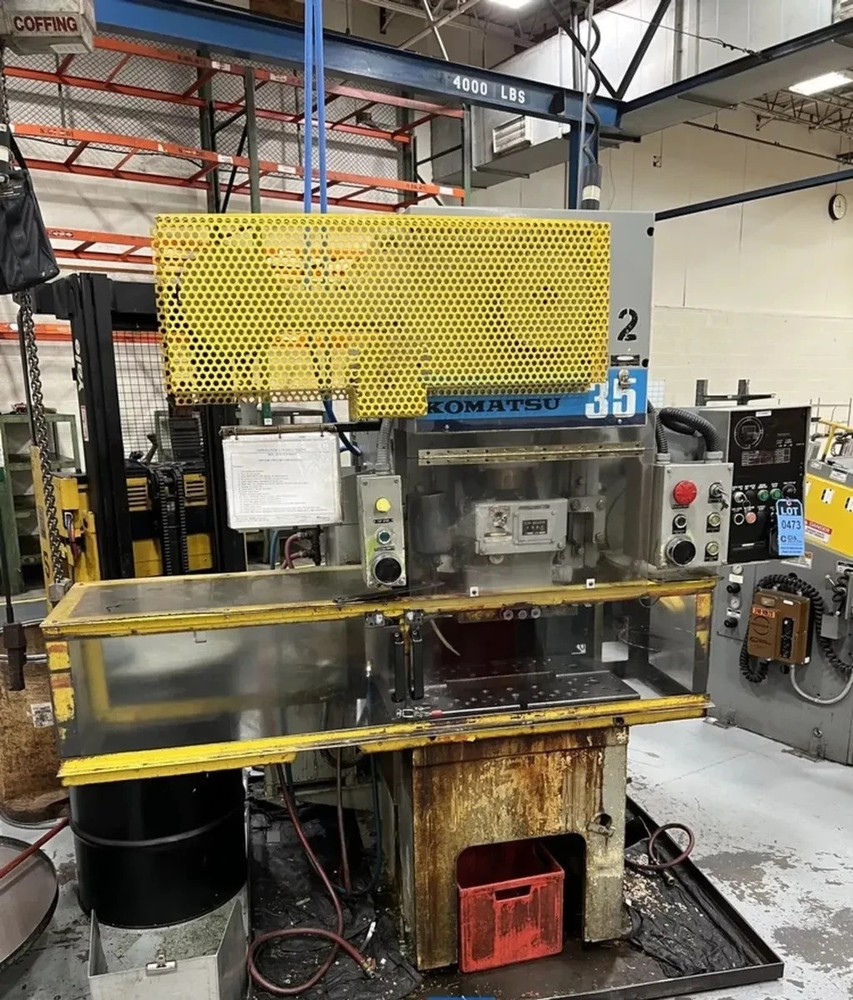 38.5 TON KOMATSU "OBS-35-3" OPEN BACK VARIABLE-SPEED GAP FRAME PRESS - #30833