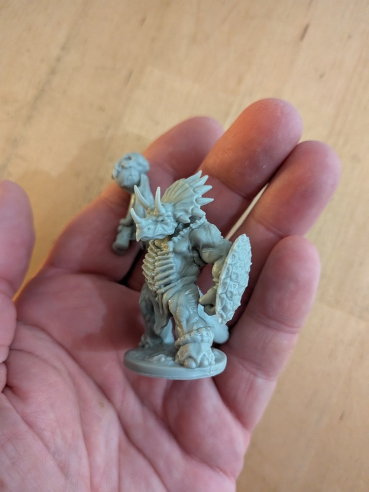 Reaper Bones 4 Lost Valley Thunderfoot Defender