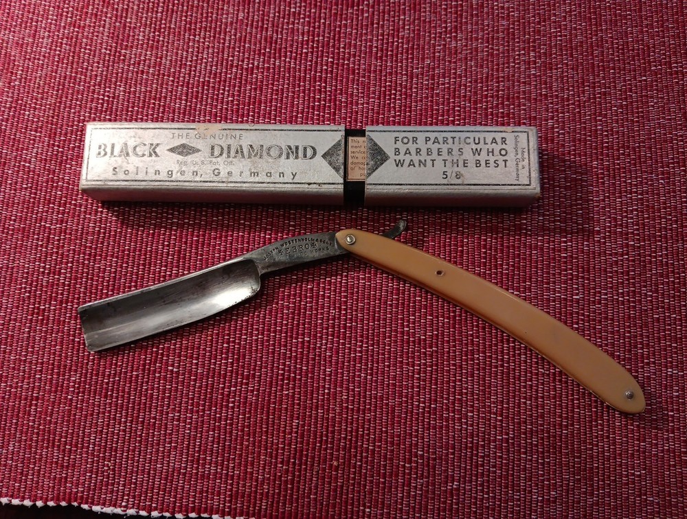 JOSEPH WOSTENNOLM & SONS RAZOR