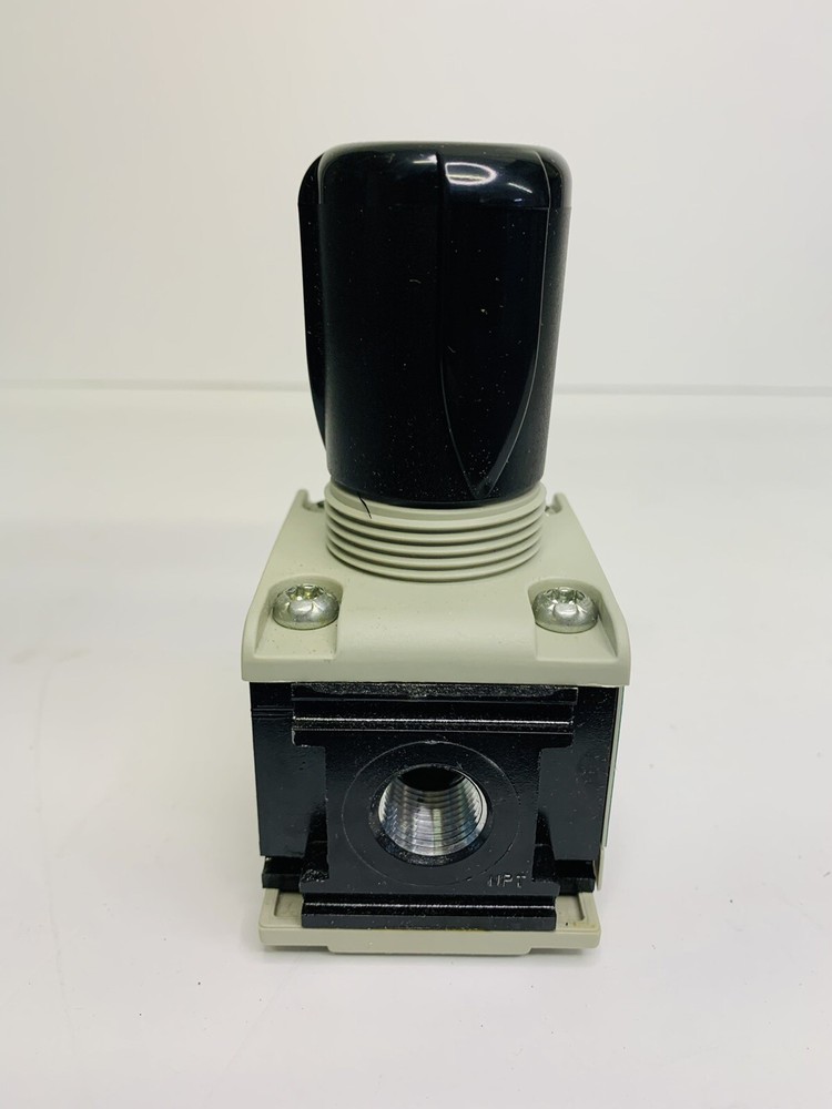 Joucomatic 34203056 Locking Pressure Regulator 3/8" NPT **NEW**