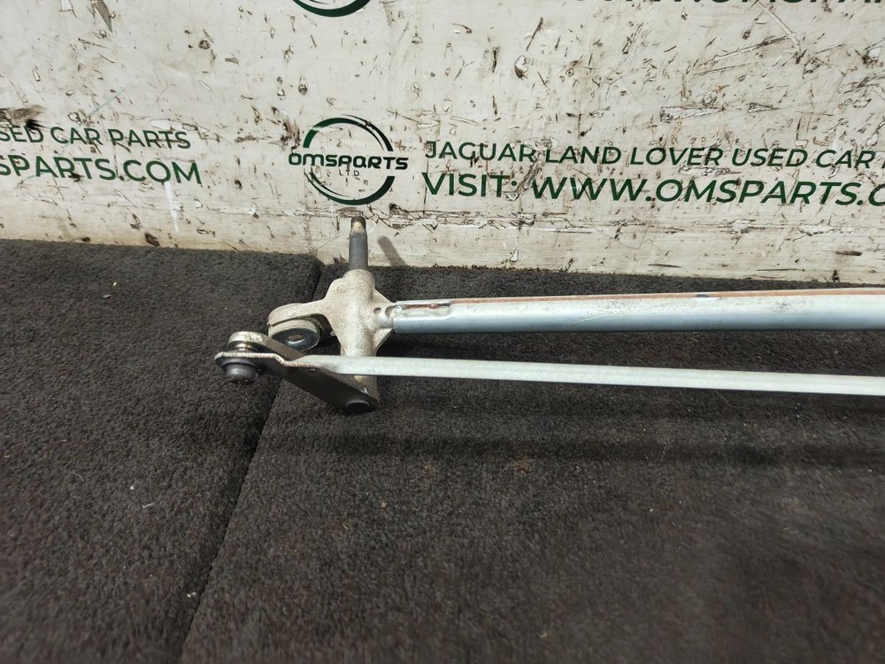 RENAULT MASTER MK3 E62 FRONT WIPER MOTOR AND LINKAGE 8200734792