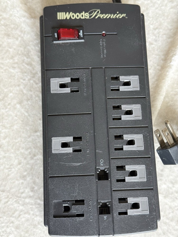 Woods High Performance Computer and Modem Surge Protector (Model #5710).PreOwned