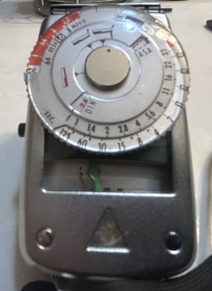 Sekonic Auto-Leader 2 Light Meter Model 99 Zero Case K110419