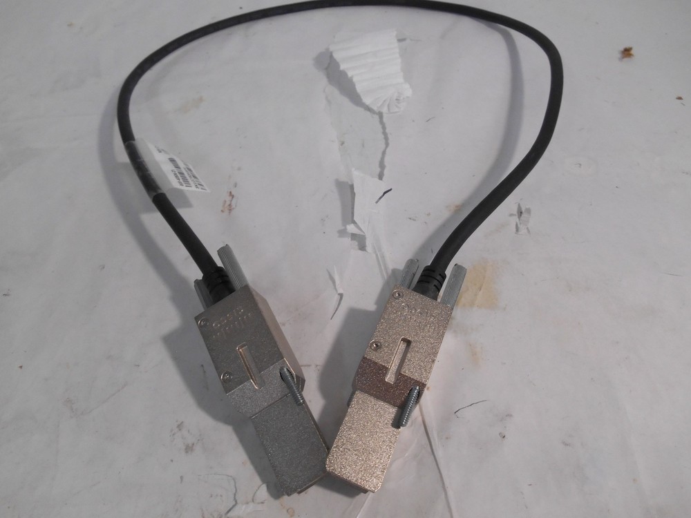 Cisco STACK-T2-1M Stacking Cable
