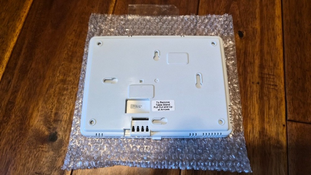 Intertek 60-924-3-C4TS5, GE Security 5" Color Touch Screen