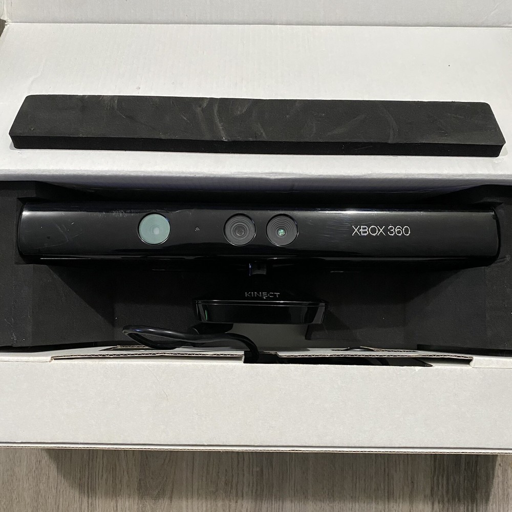 Microsoft Xbox 360 Kinect Sensor Bar with 4 Games Bundle Lot TESTED