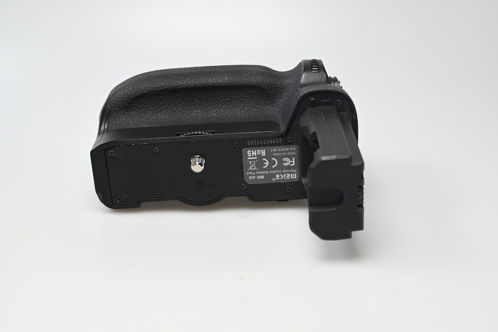 Misc Vertical Battery Grip for Sony A9 #G409