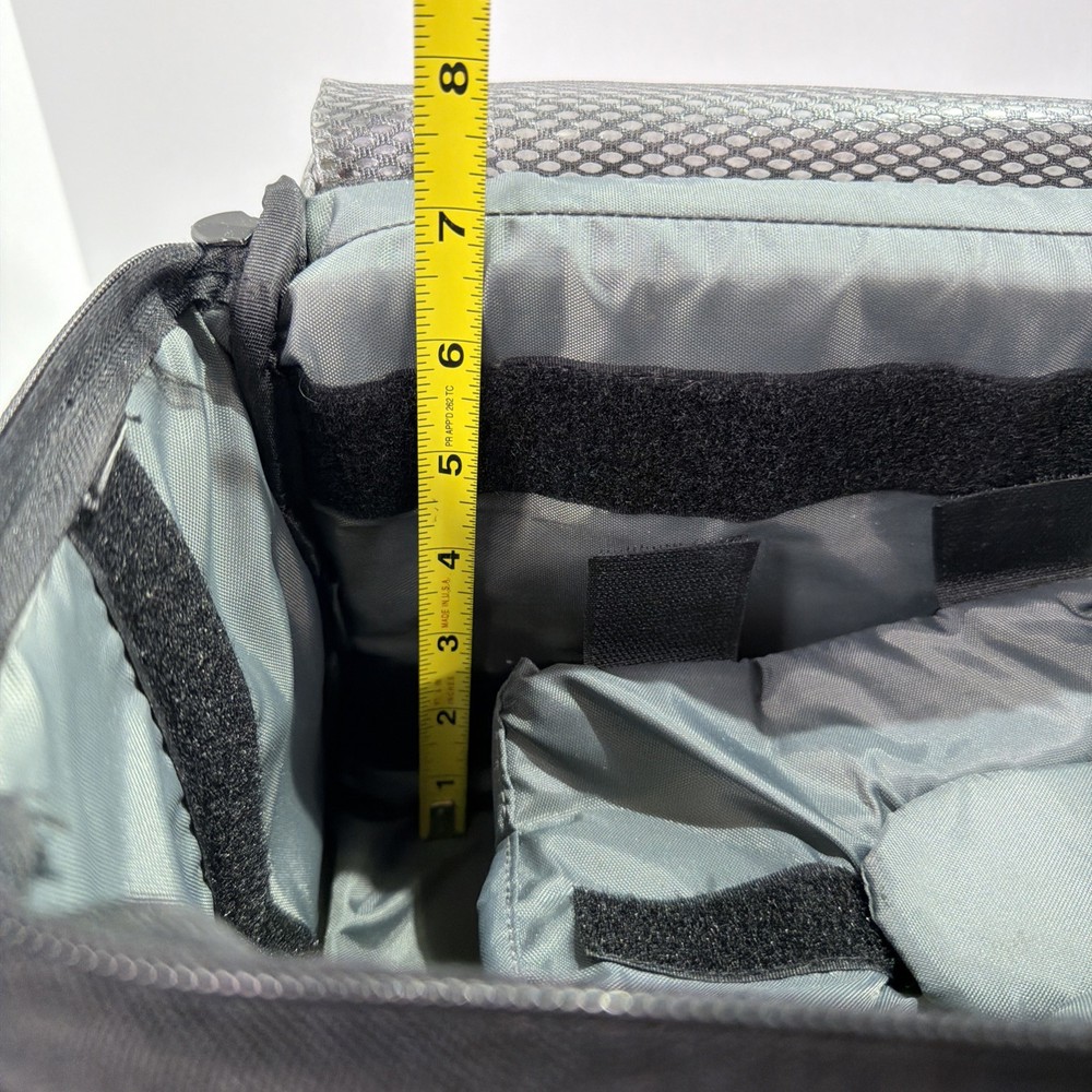 Tamrac System 6 black camera bag