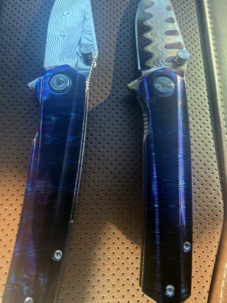 2 YF knives solid price break. Few scratches . No box.