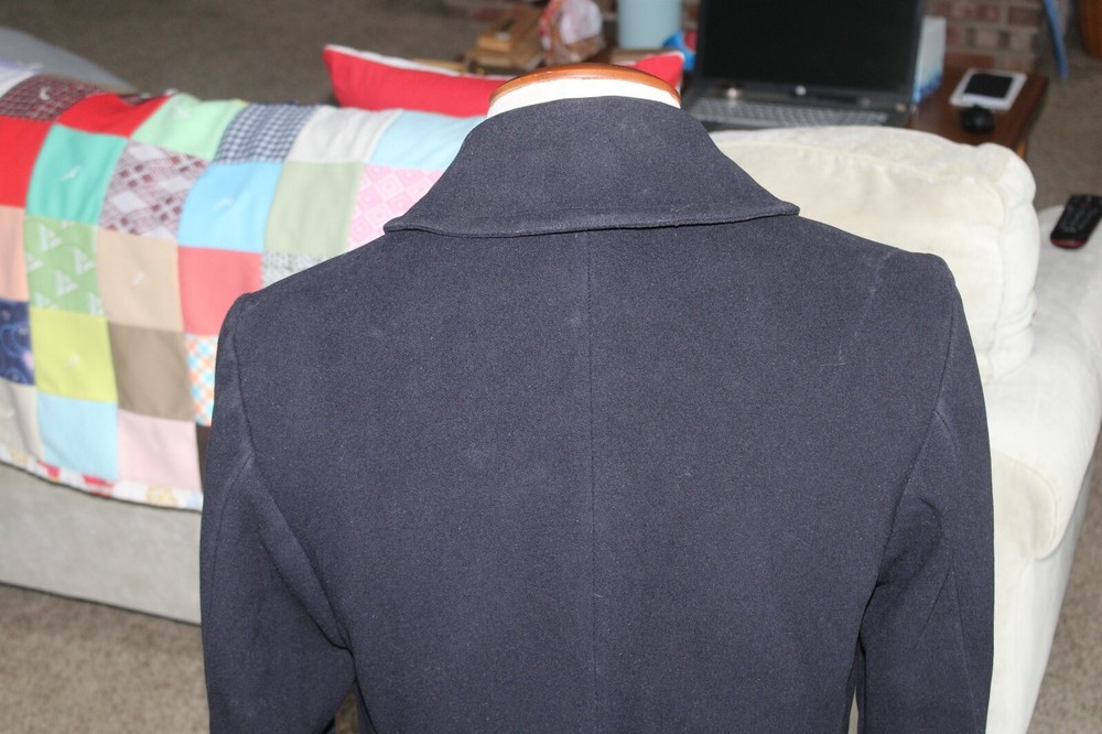 WW2 US Navy Pea Coat, Size Small/Medium FREE SHIPPING !!!!!!