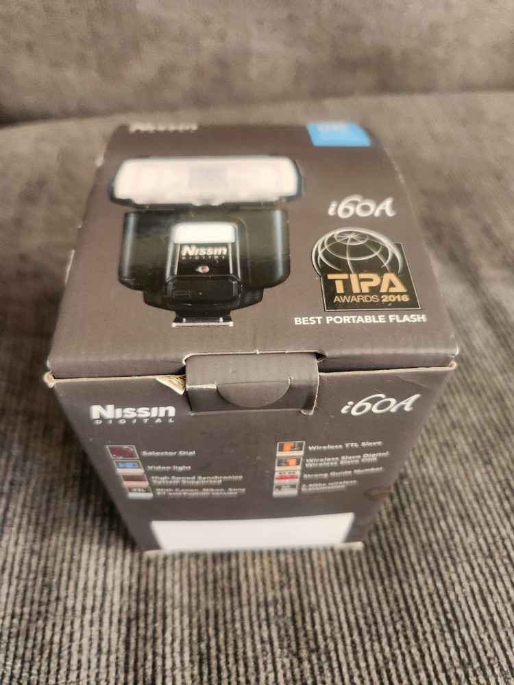 Nissin Digital i60A portable flash for Canon camera(untested)