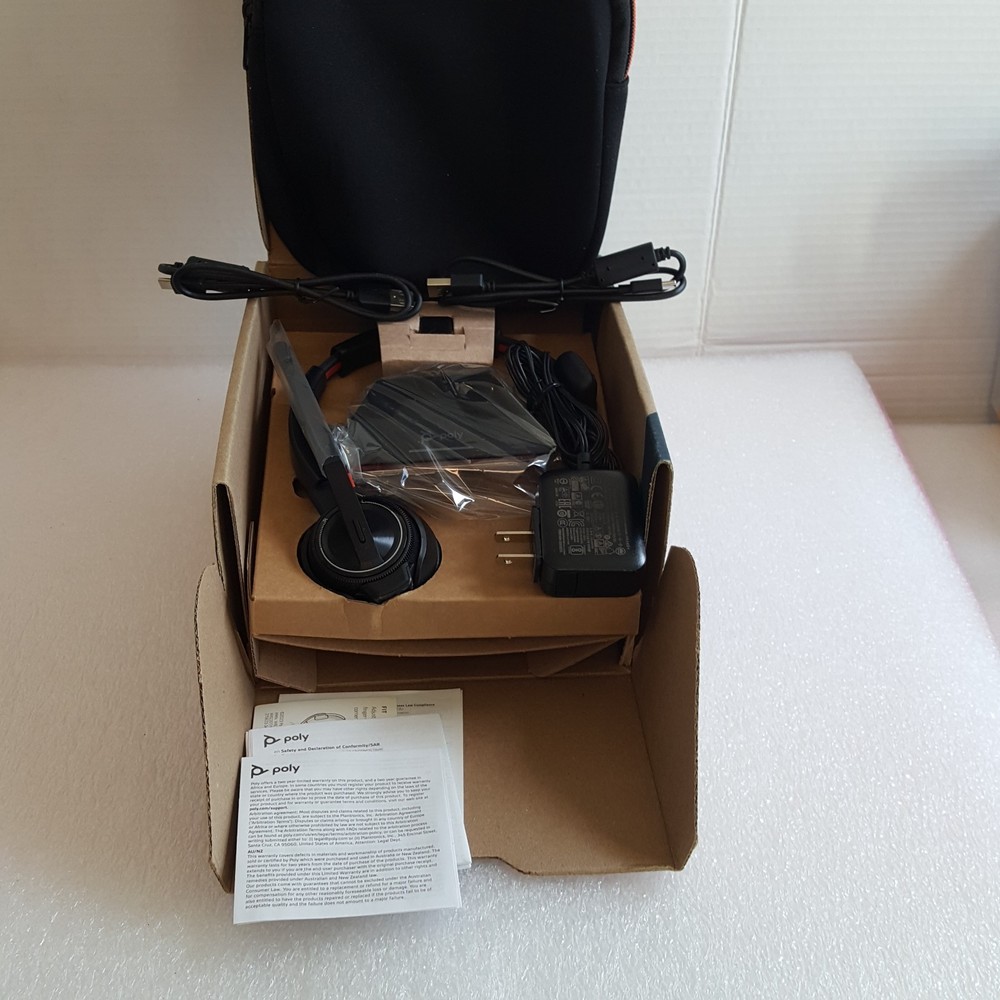 Poly 77T29AA#ABA / SAVI 8210 UC Monaural Headset USB-A / Open Box
