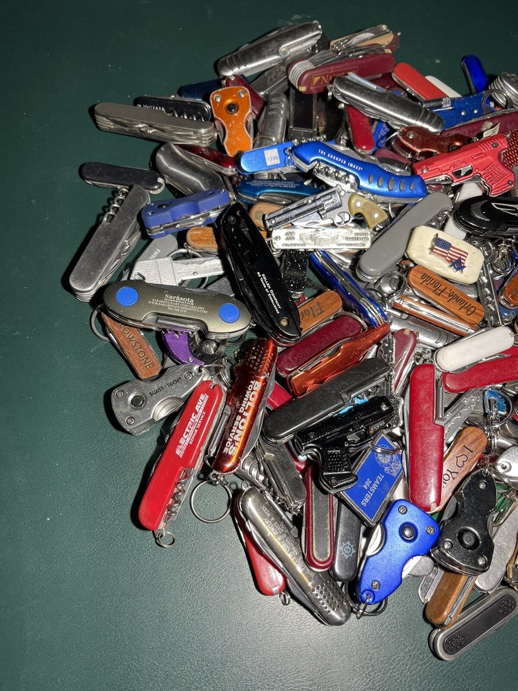TSA Confiscated Pocket Knives/ Multitools Lot (see description)