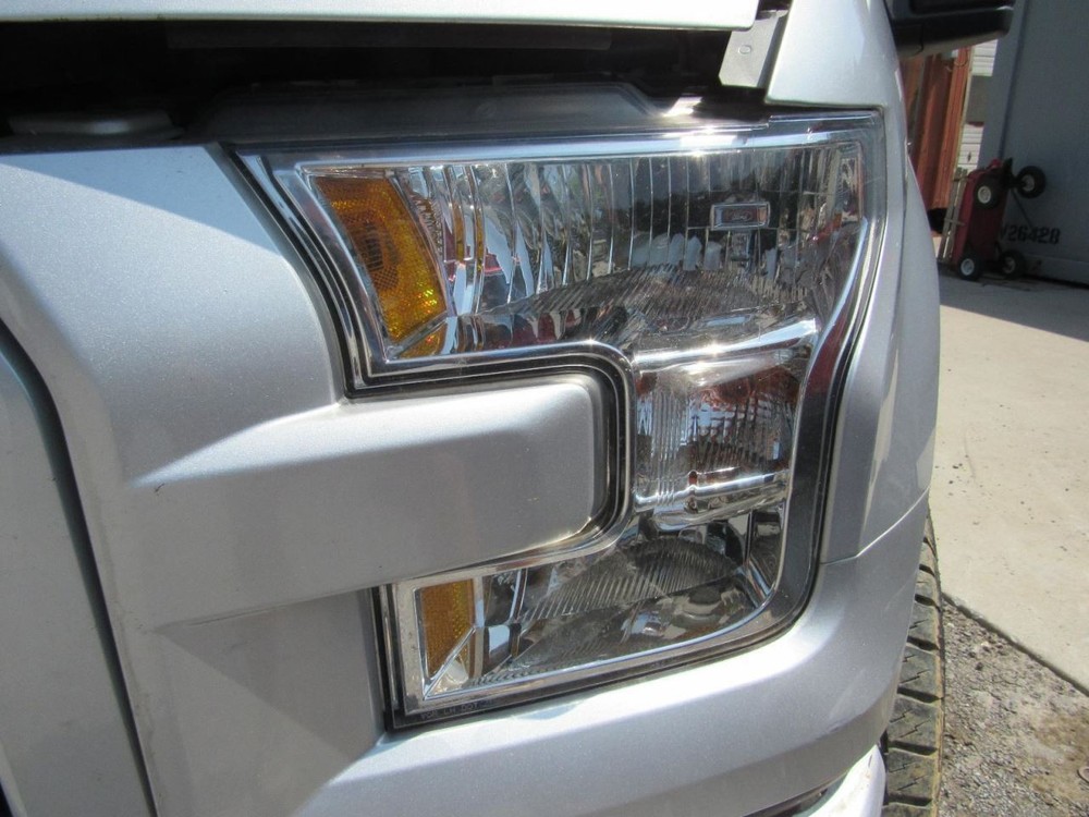 F150 2017 Glove Box 1067358