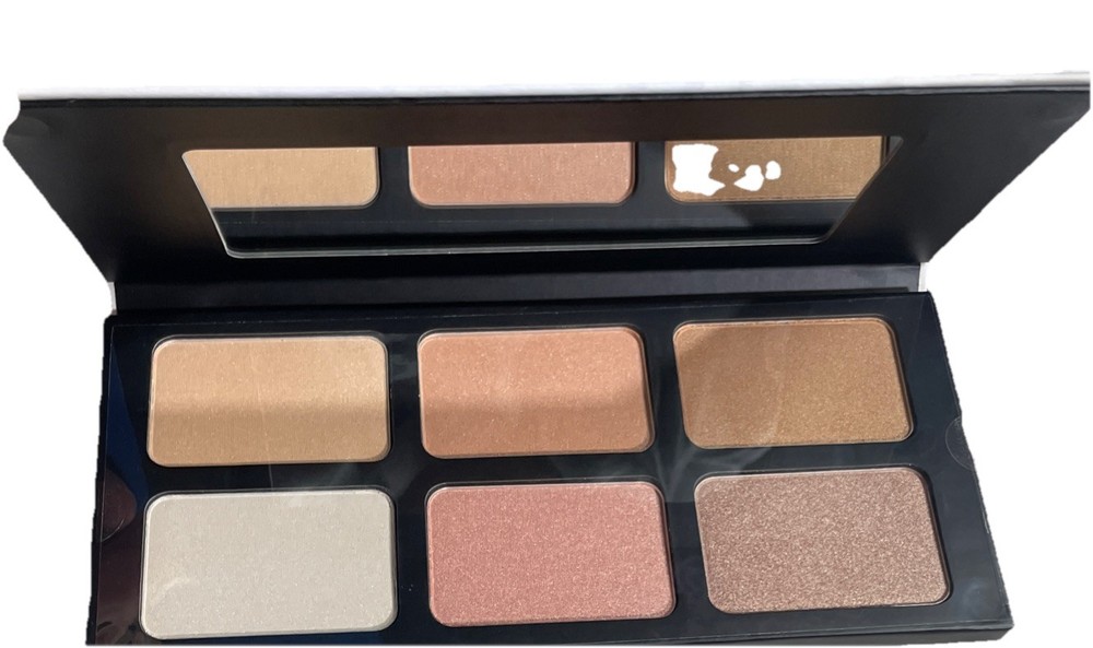MOIRA Strobe & Allure Highlighting Designed Palette
