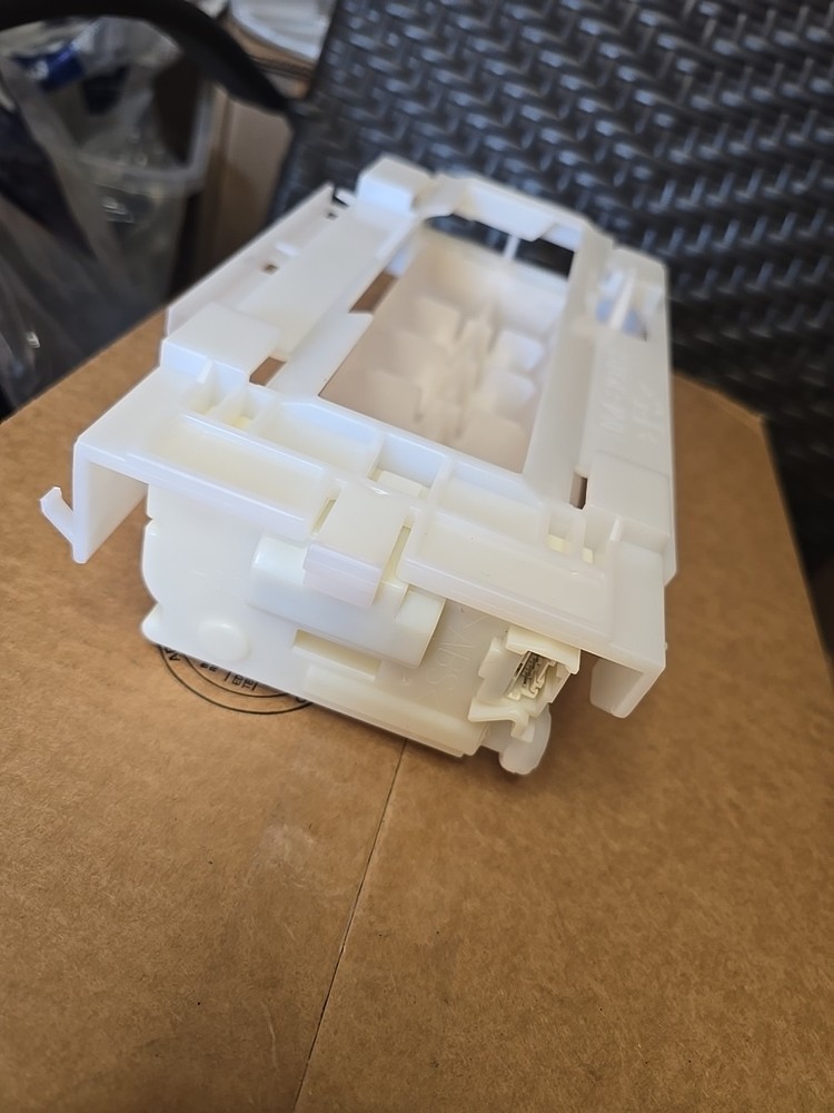 9KL12131000043360 SHARP REFRIGERATOR ICE MAKER NEW OEM