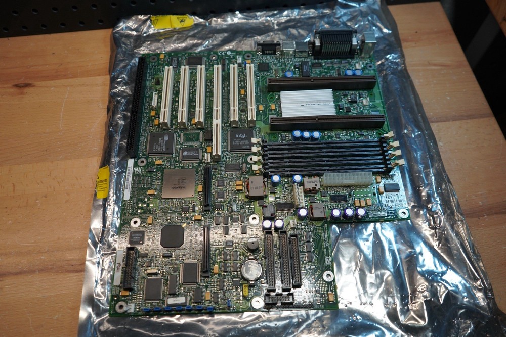 Intel L440GX Motherboard