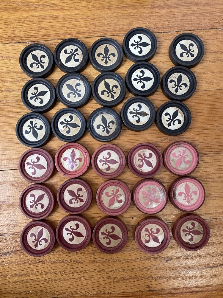 Vintage 30 Backgammon Checker Bakelite Pieces Fleur De Lis