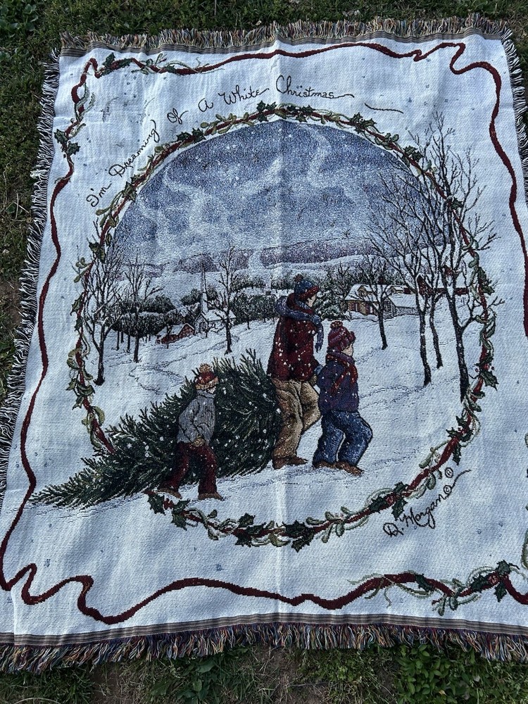 D. Morgan Christmas Pictorial Throw Blanket Rectangular Multicolor 60x50
