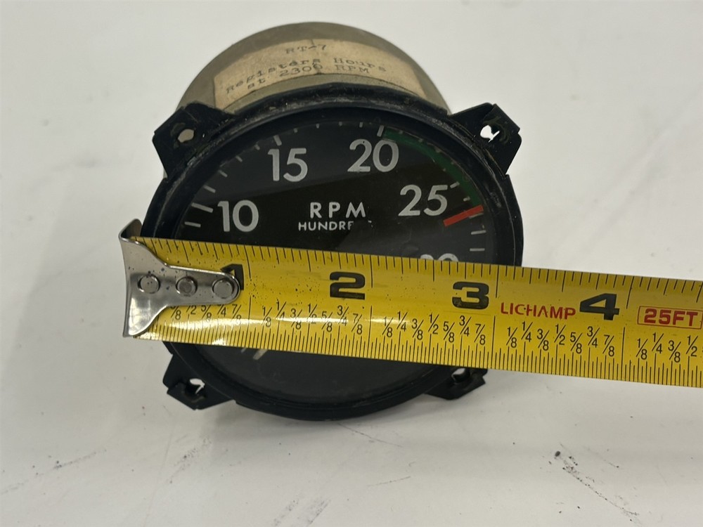 Luscombe Model 8 AC Type RT-7 Mechanical Recording Tachometer