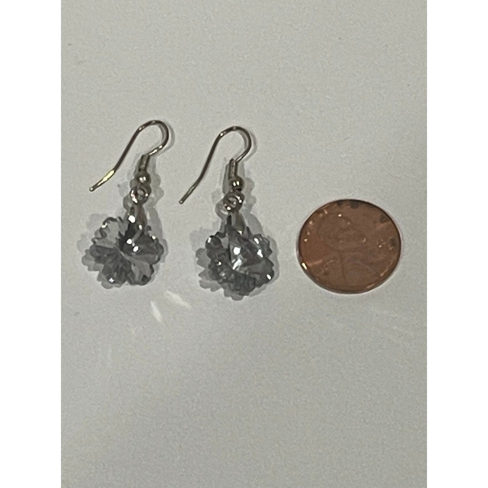 Silver Dangling Snowflakes Style Earrings