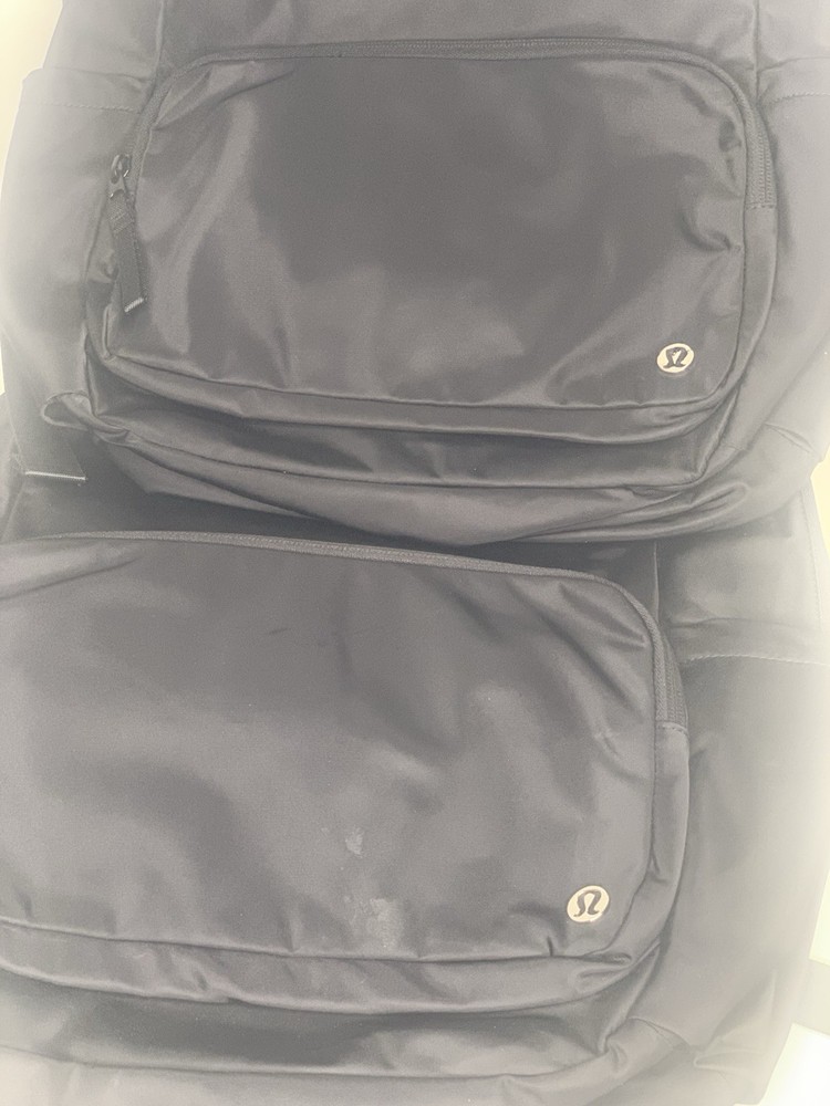 Lululemon Everywhere Backpack 22L Unisex Black Nylon