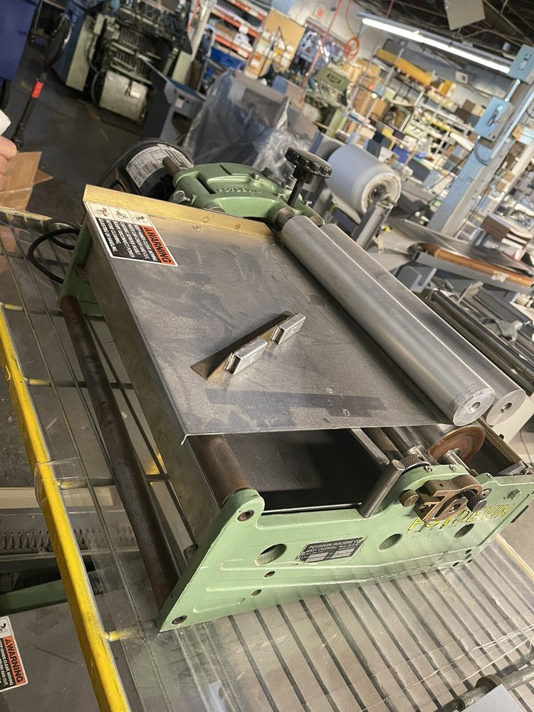 Potdevin 15” Edge Gluer / Margin Gluer