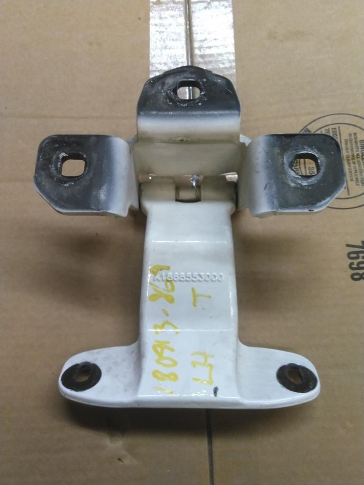 For 2019 FREIGHTLINER CASCADIA 126 DOOR HINGE Left ,  MN